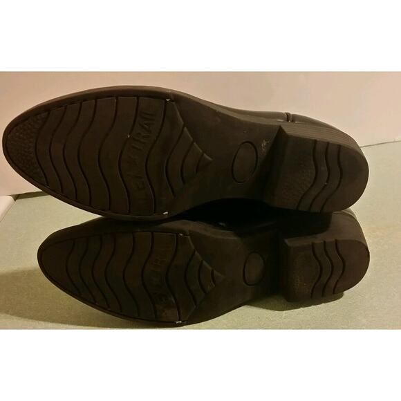 TKS BLACK Red White FLEX TRAIL COWBOY BOOTS - Youth 4 Good Condition - Picture 5 of 7